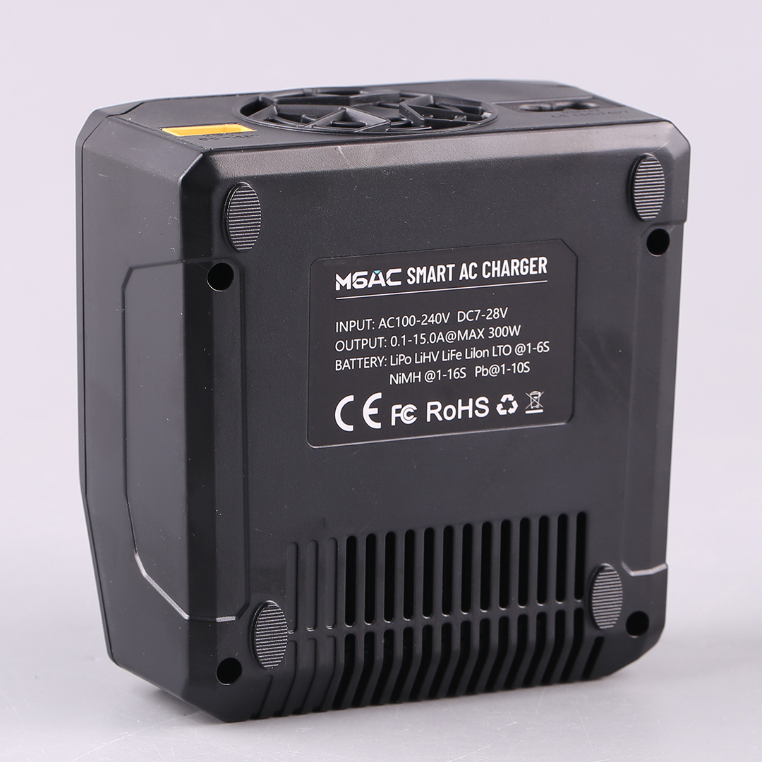 ToolkitRC M6AC 15A 300W Multif – обзор и цена Drone Battery 6S